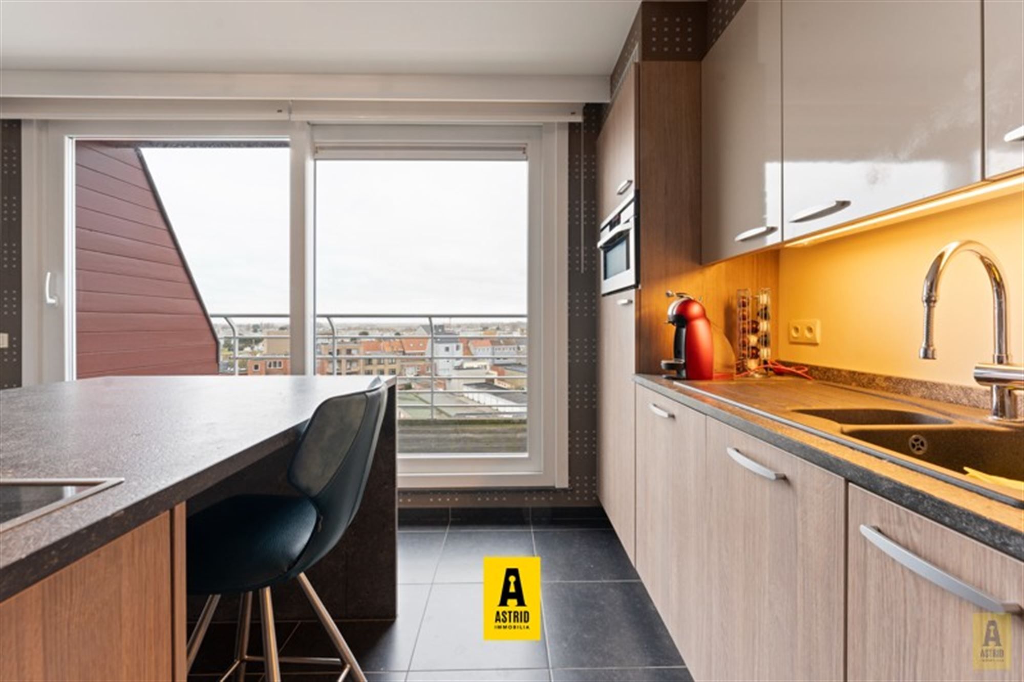 Schitterend duplexappartement met 3 slaapkamers, zeezicht en garagebox! foto 14