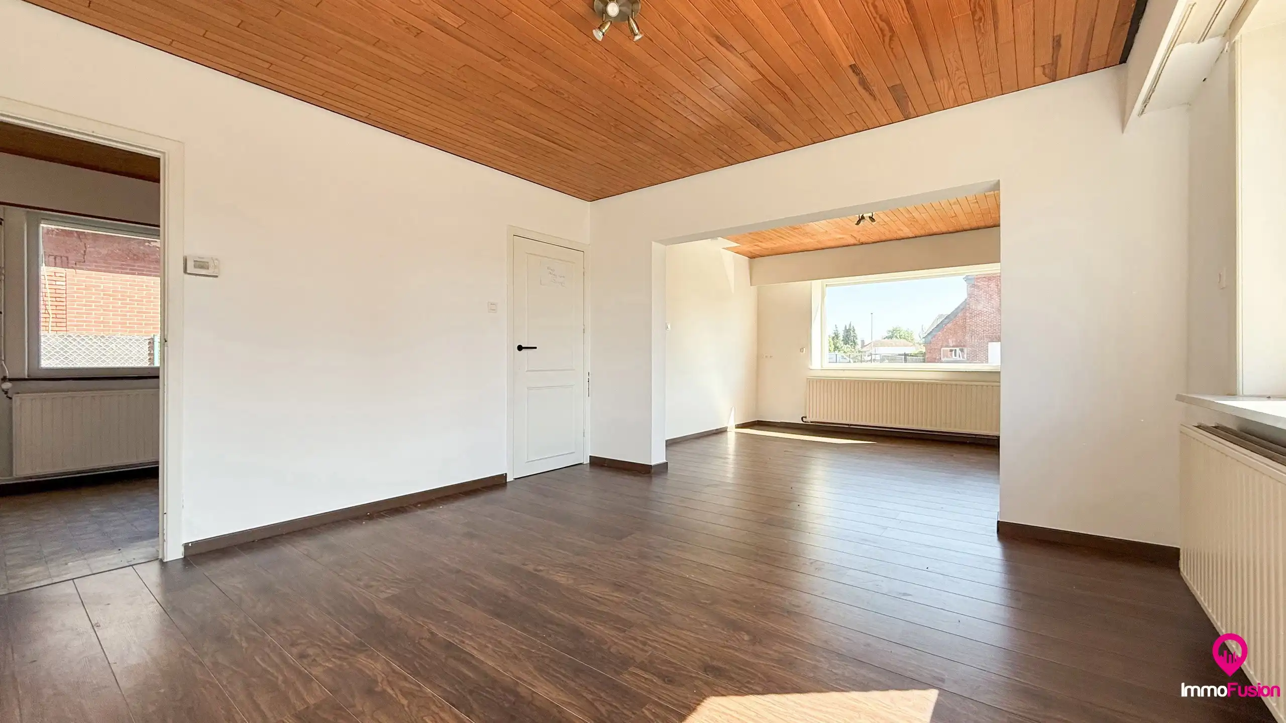 Charmante woning met 3 slaapkamers en ruime tuin! foto 8