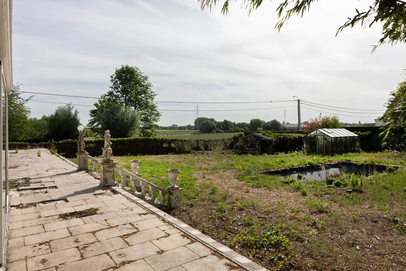 Te renoveren villa op perceel van 2.433 m². foto 15
