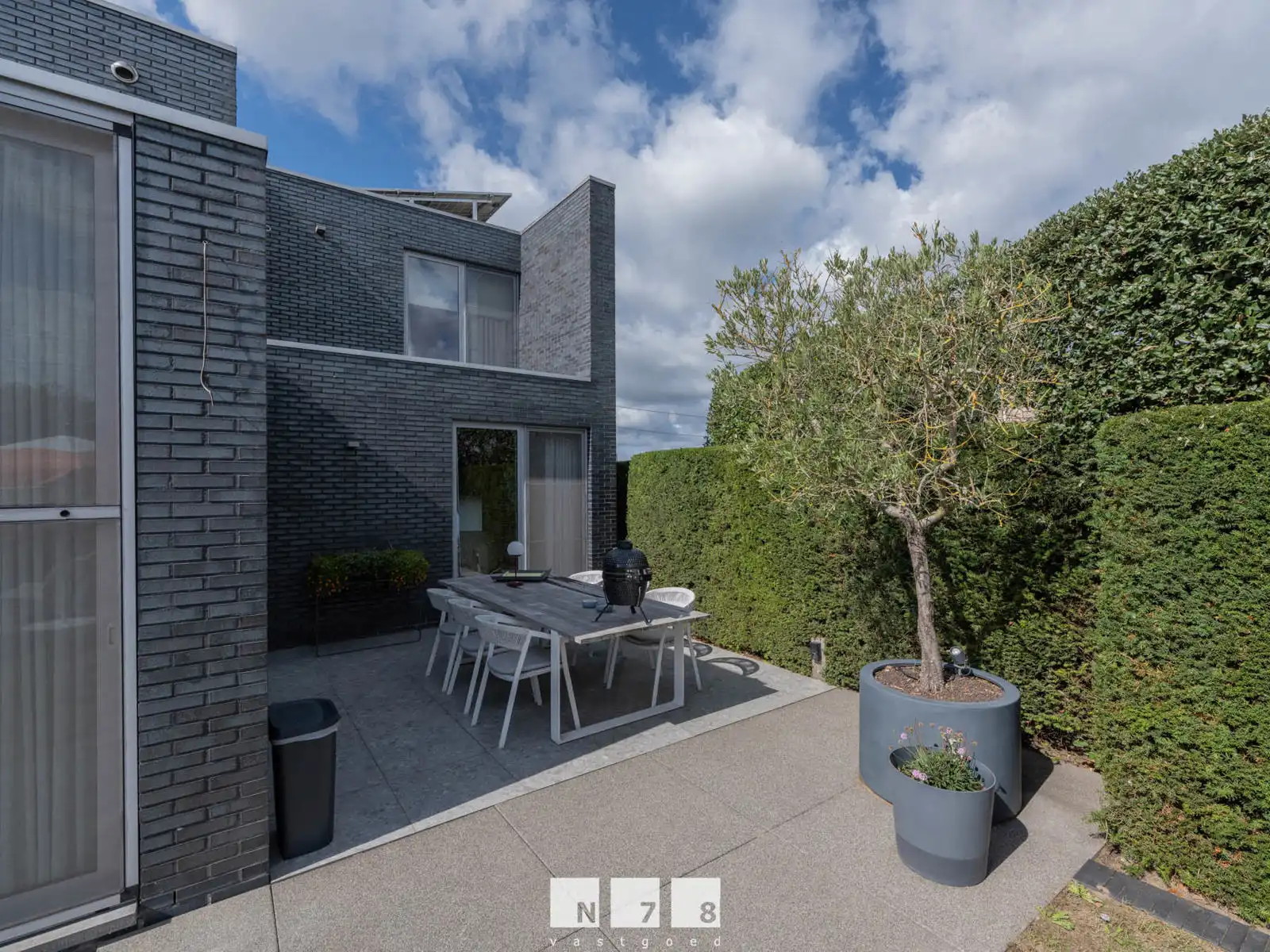 STIJLVOLLE VILLAWONING MET VERWARMD ZWEMBAD & POOLHOUSE OP 9A85CA IN ROTEM. foto 32