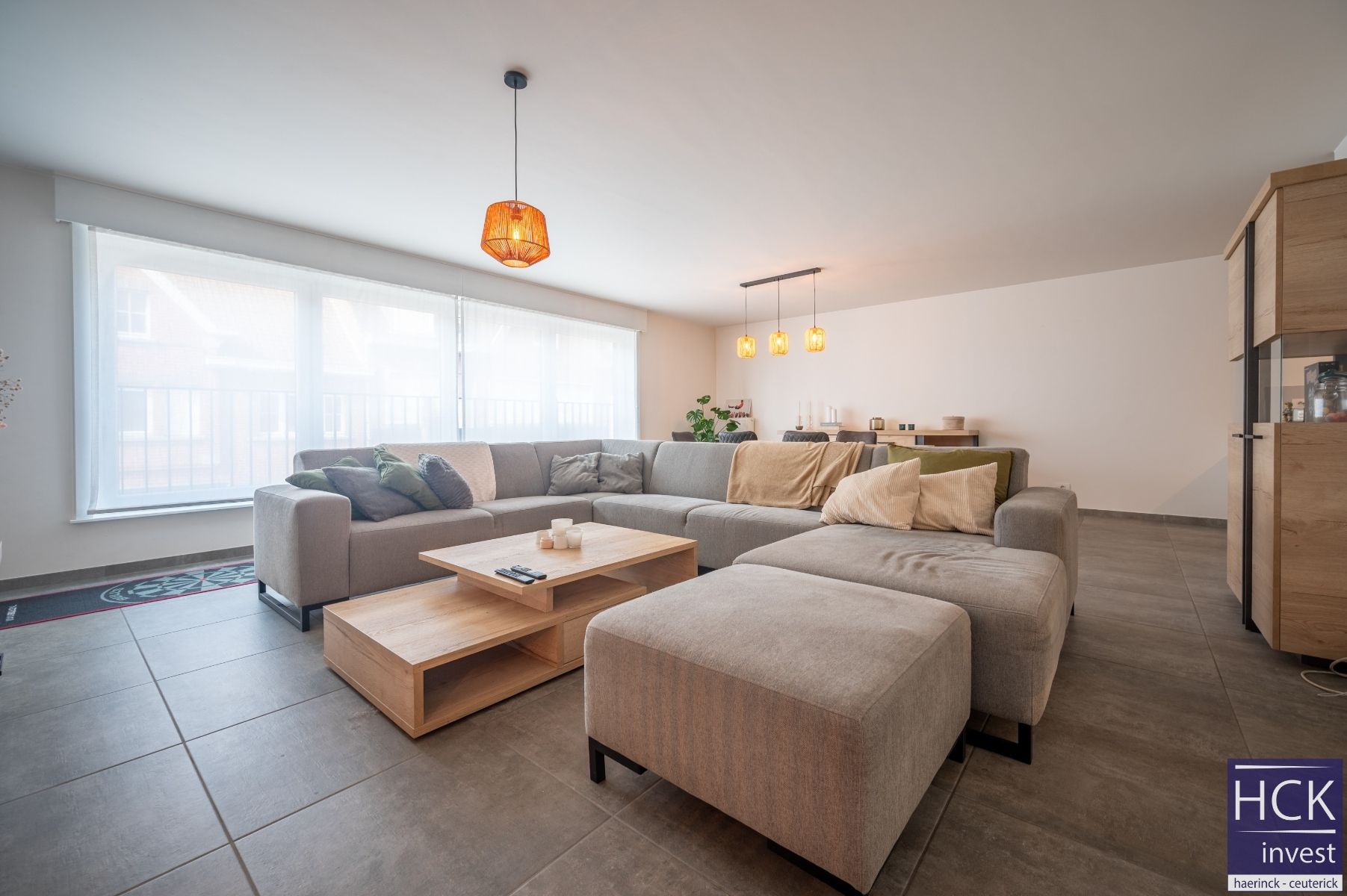 WAREGEM - Luxueus en ruim appartement, vlakbij het centrum! foto 2