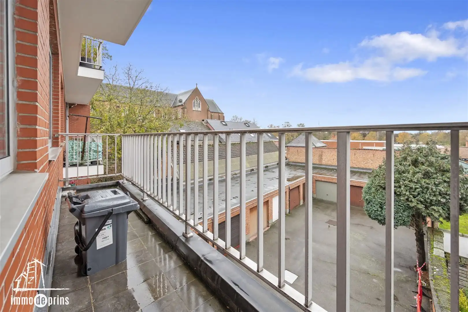 Alle eigendommen foto 12