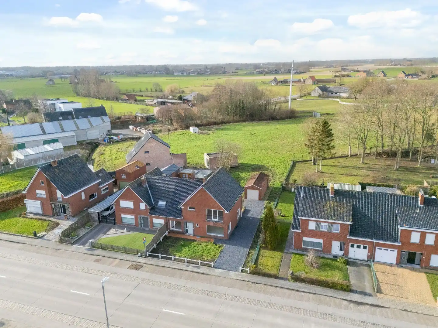 Halfopen blikvanger met grote tuin en 4 slaapkamers in rustige woonwijk in koekelare foto 12