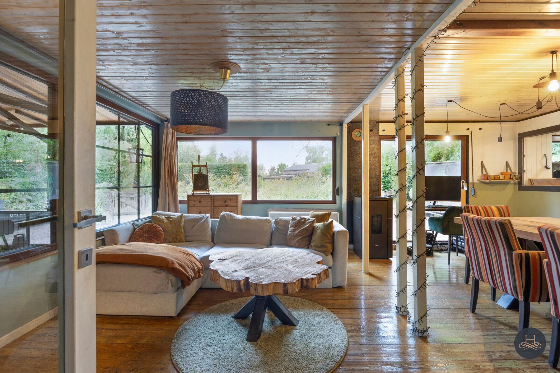Ruime vakantiewoning in het groen foto 8