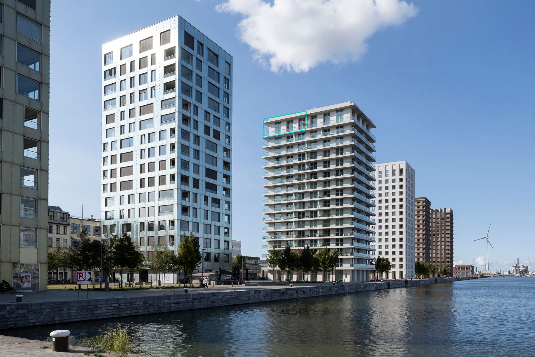 Panoramische penthouse met tijdloze elegantie foto 15