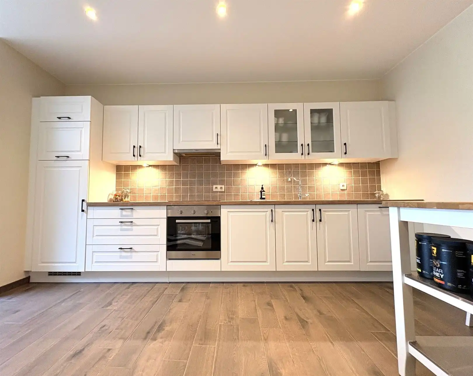 Te huur Ruime, volledig gerenoveerde woning in het landelijke Appels foto 5