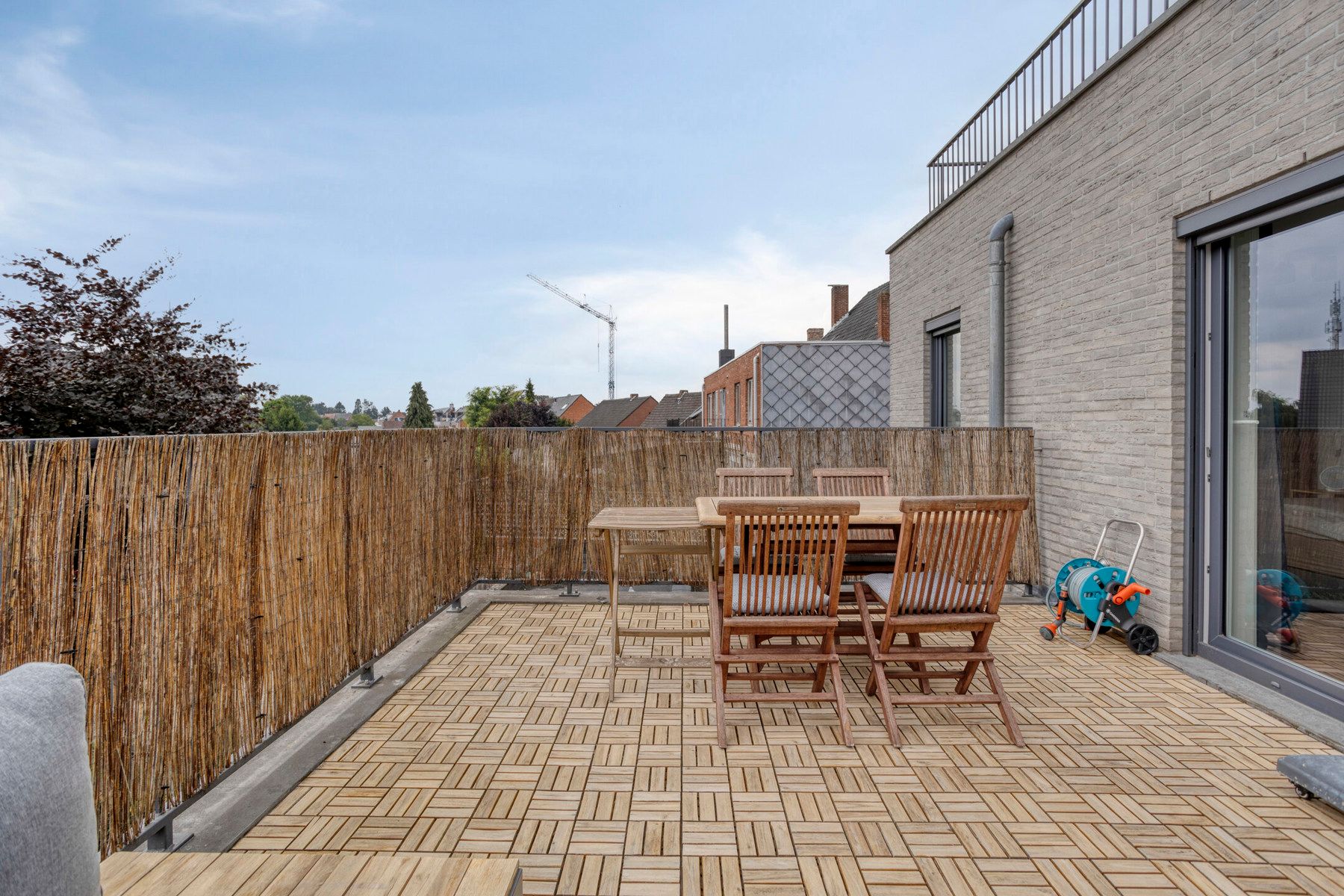 App 98m² met 2 slks, terras, staanplaats en 2 bergruimtes foto 26