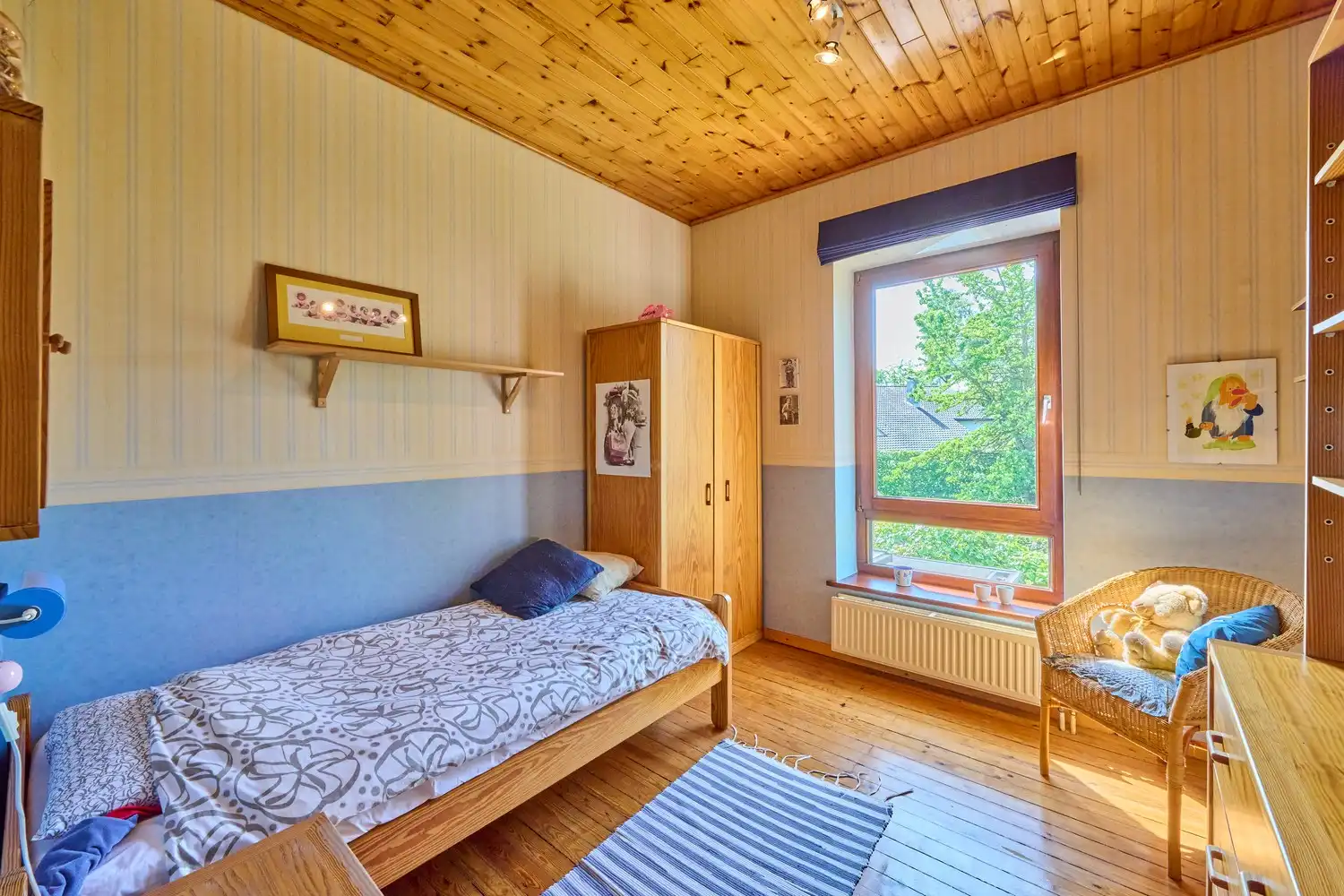 Karaktervolle energiecorrecte vrijstaande woning met praktijkruimte, 4/5 slaapkamers en zuidgerichte parktuin foto 19