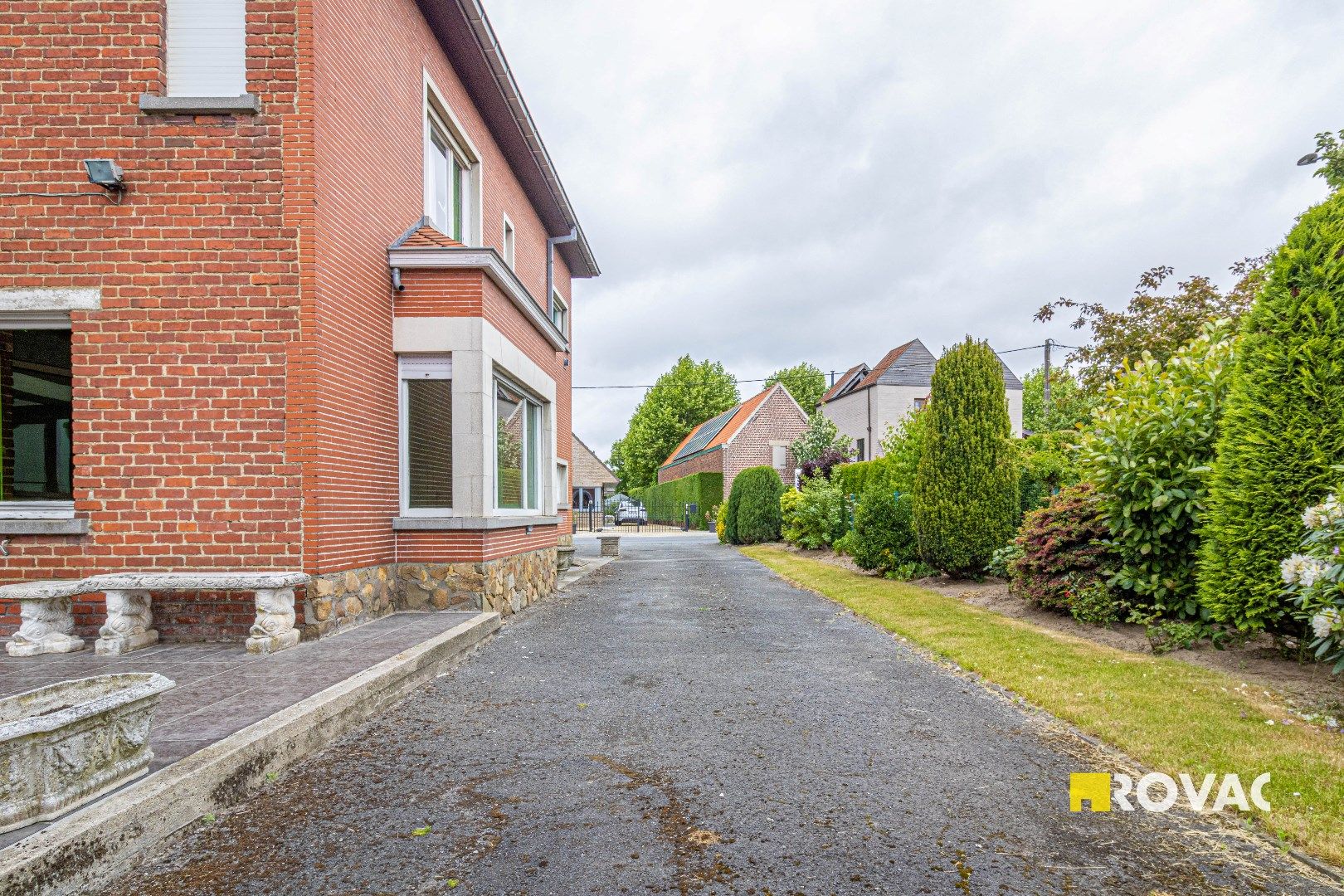 Alleenstaande woning op de grens Izegem-Ardooie op 760 m² foto 3