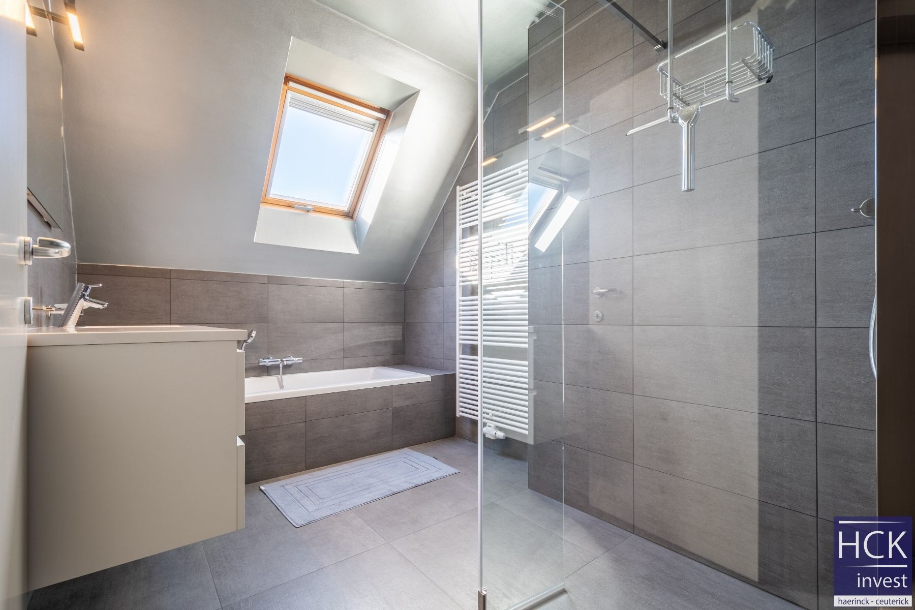 NAZARETH - Luxueus appartement van 138m² met 3 slpk én autostaanplaats !! foto 15