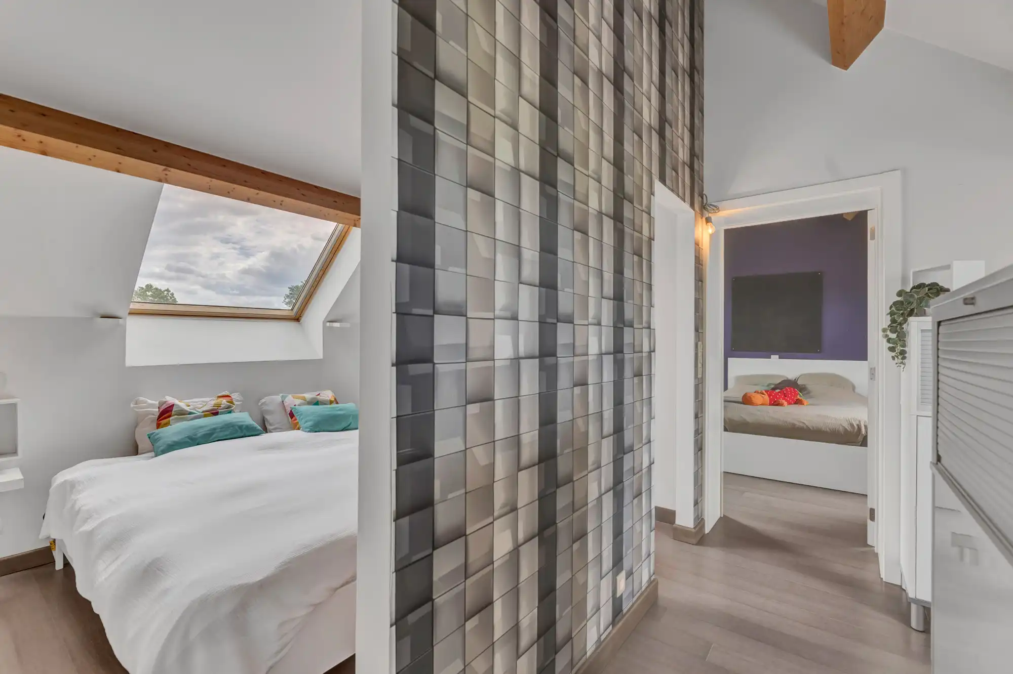Ruime en volledig gerenoveerde veelzijdige woning op 19a68ca foto 20