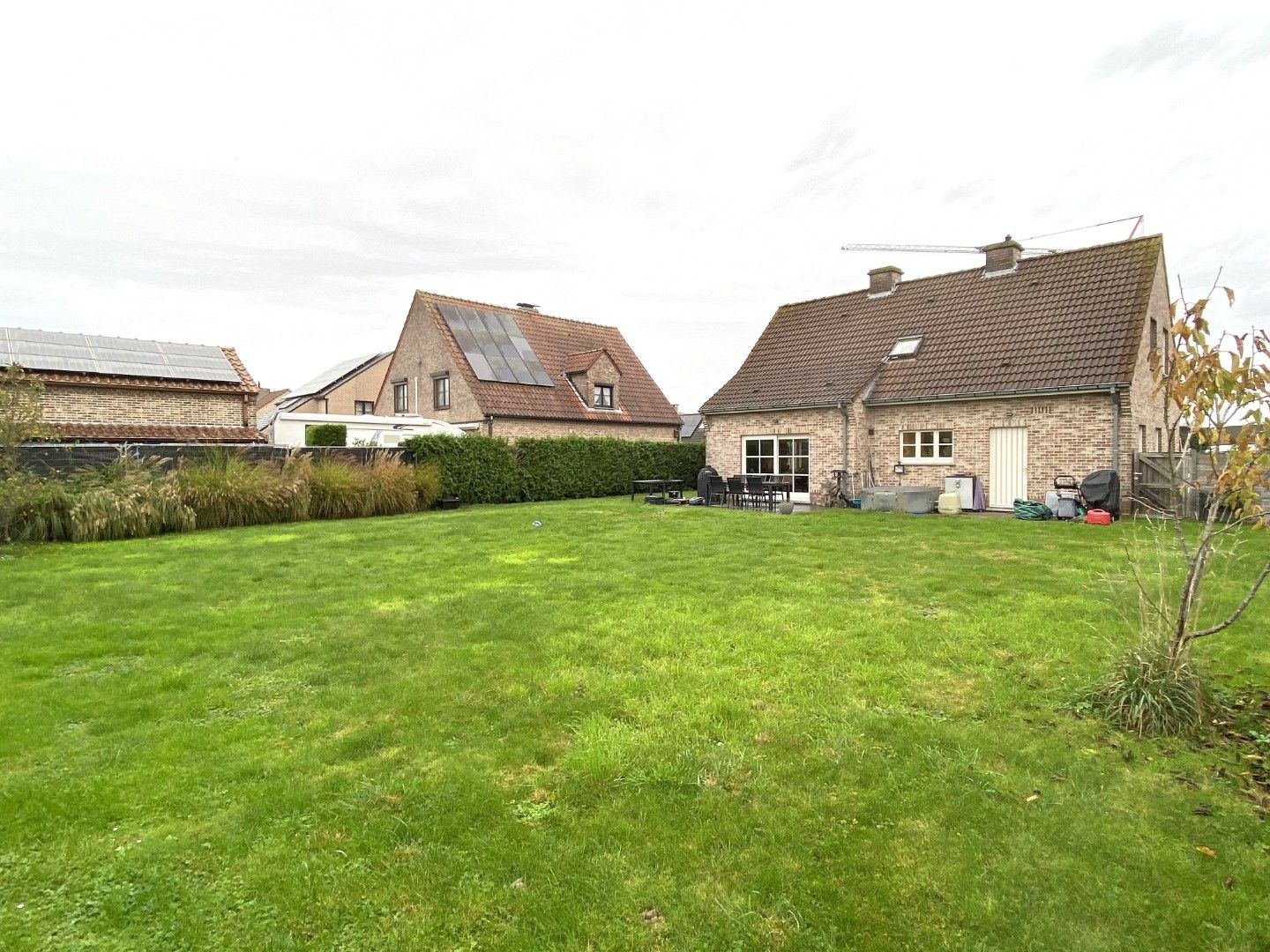 Ruime gezinswoning in een residentiële omgeving foto 14