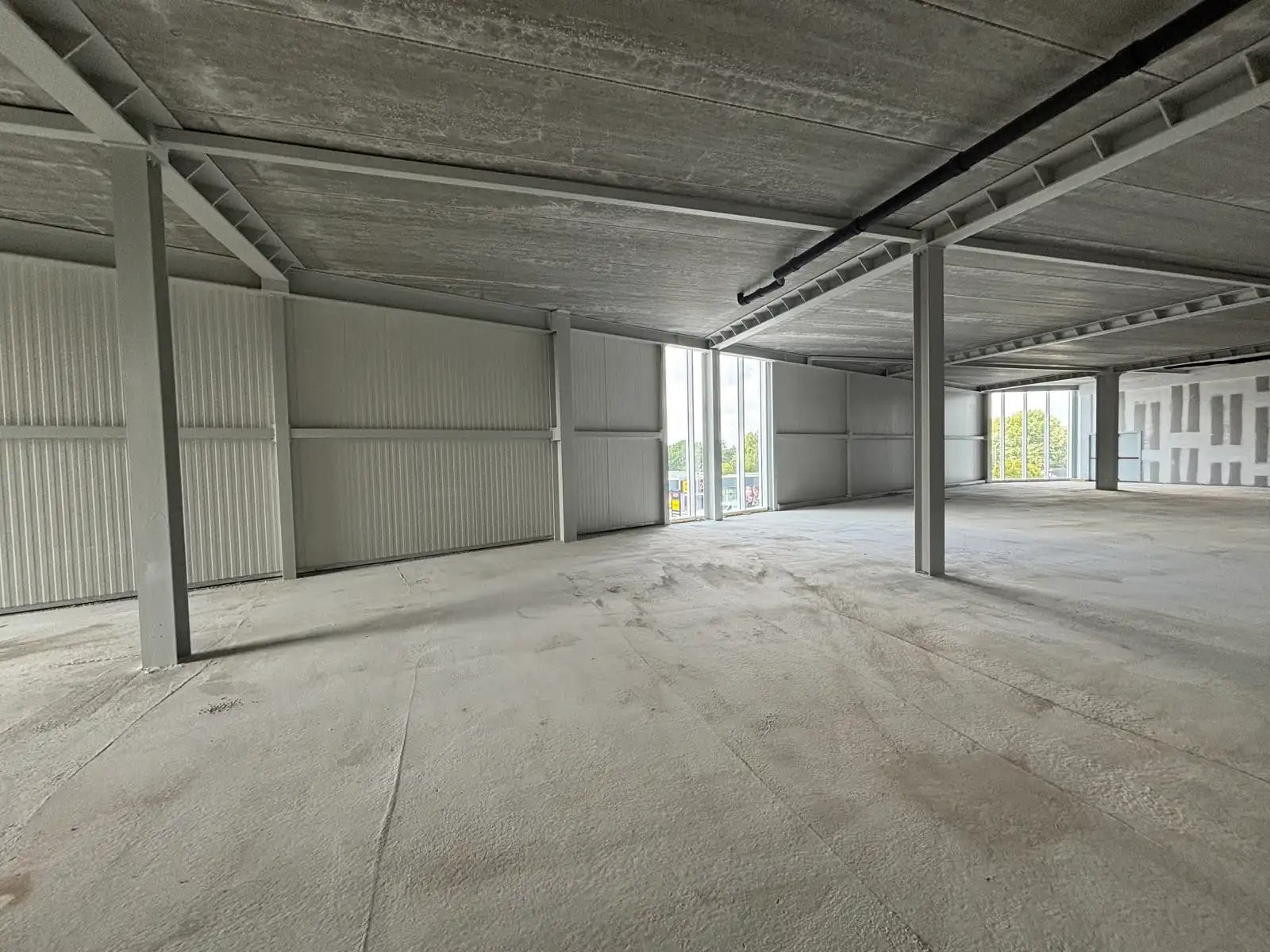 950 m² casco handelspand naast Action en Jumbo Tienen foto 7