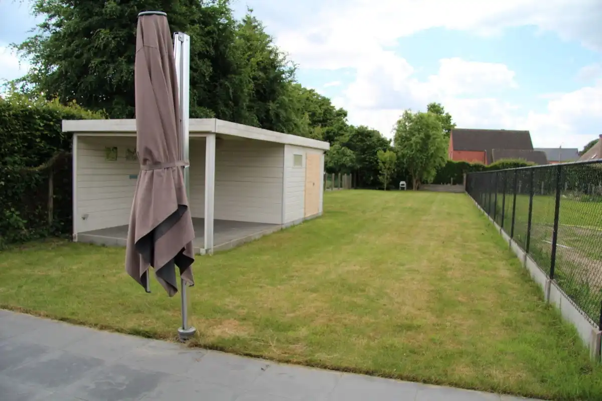 Top moderne en ruime woning met 3 slk, terras en tuin  foto 23