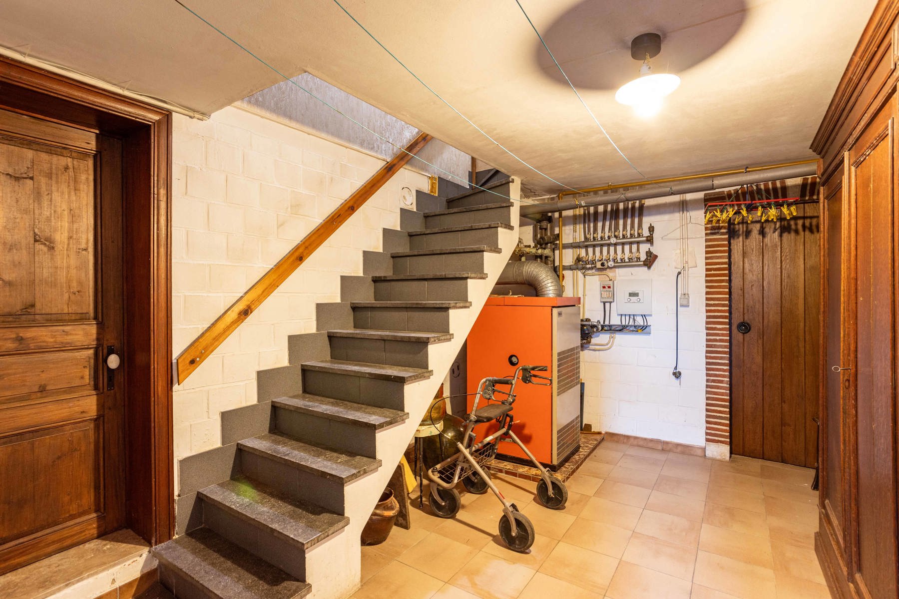 Solide open bebouwing op gunstige ligging. foto 24