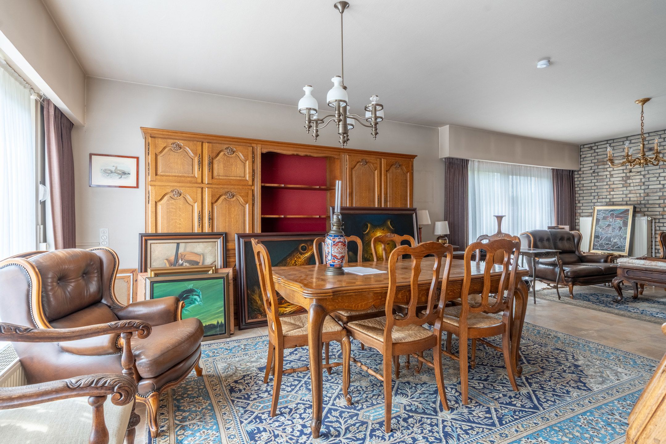 Ruime, te renoveren woning met vergund magazijn te Beerse foto 4