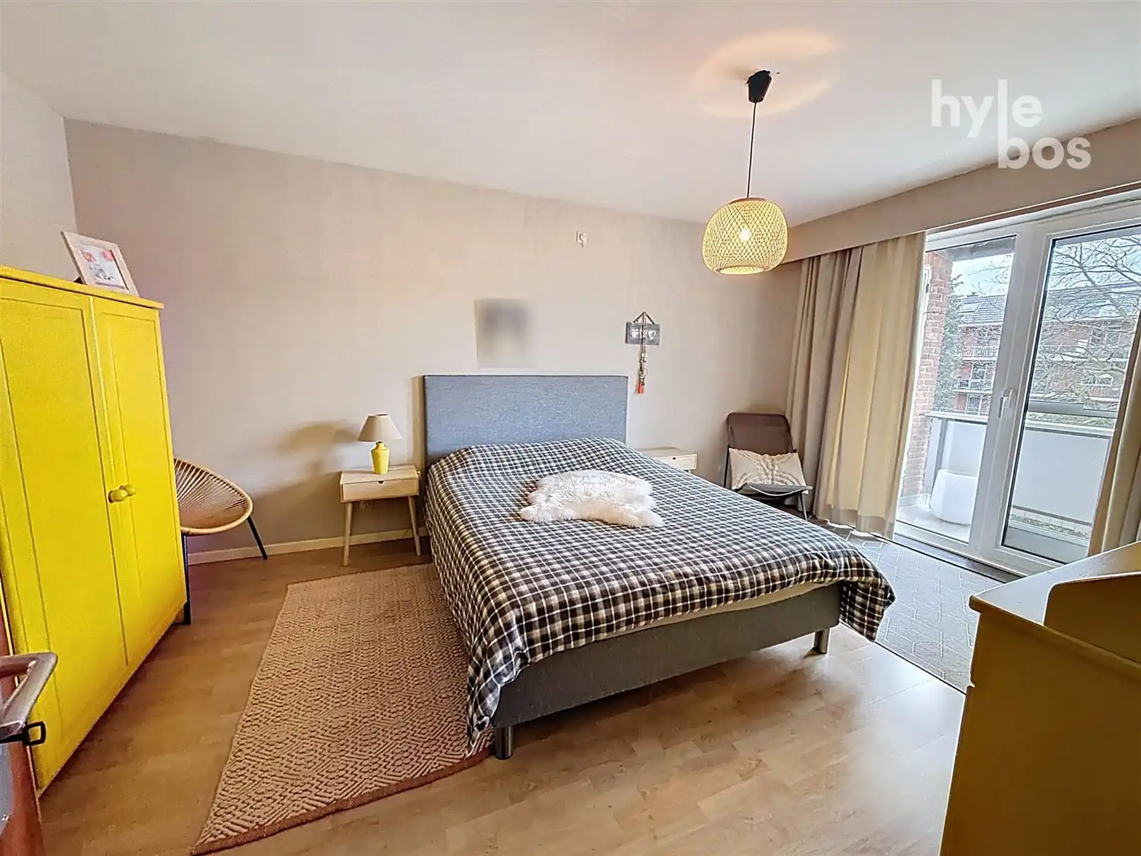 Goed gelegen appartement met 1 slaapkamer en kinderkamer/bureel foto 5