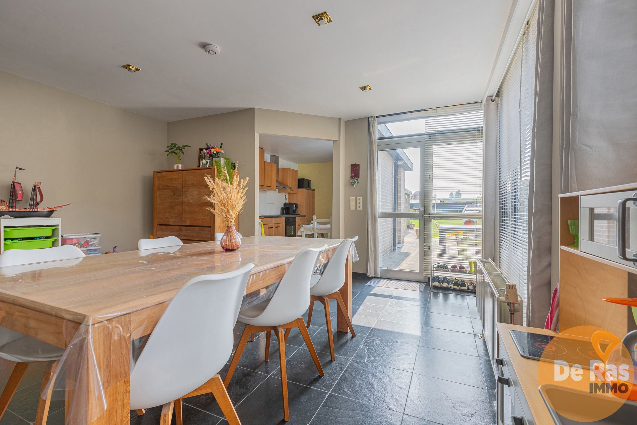 WICHELEN - Perfect instapklare woning op een rustige locatie foto 6