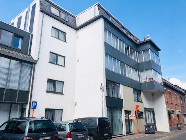 Te koop in Lokeren: Appartement met loftgevoel en zonnig terras foto 10