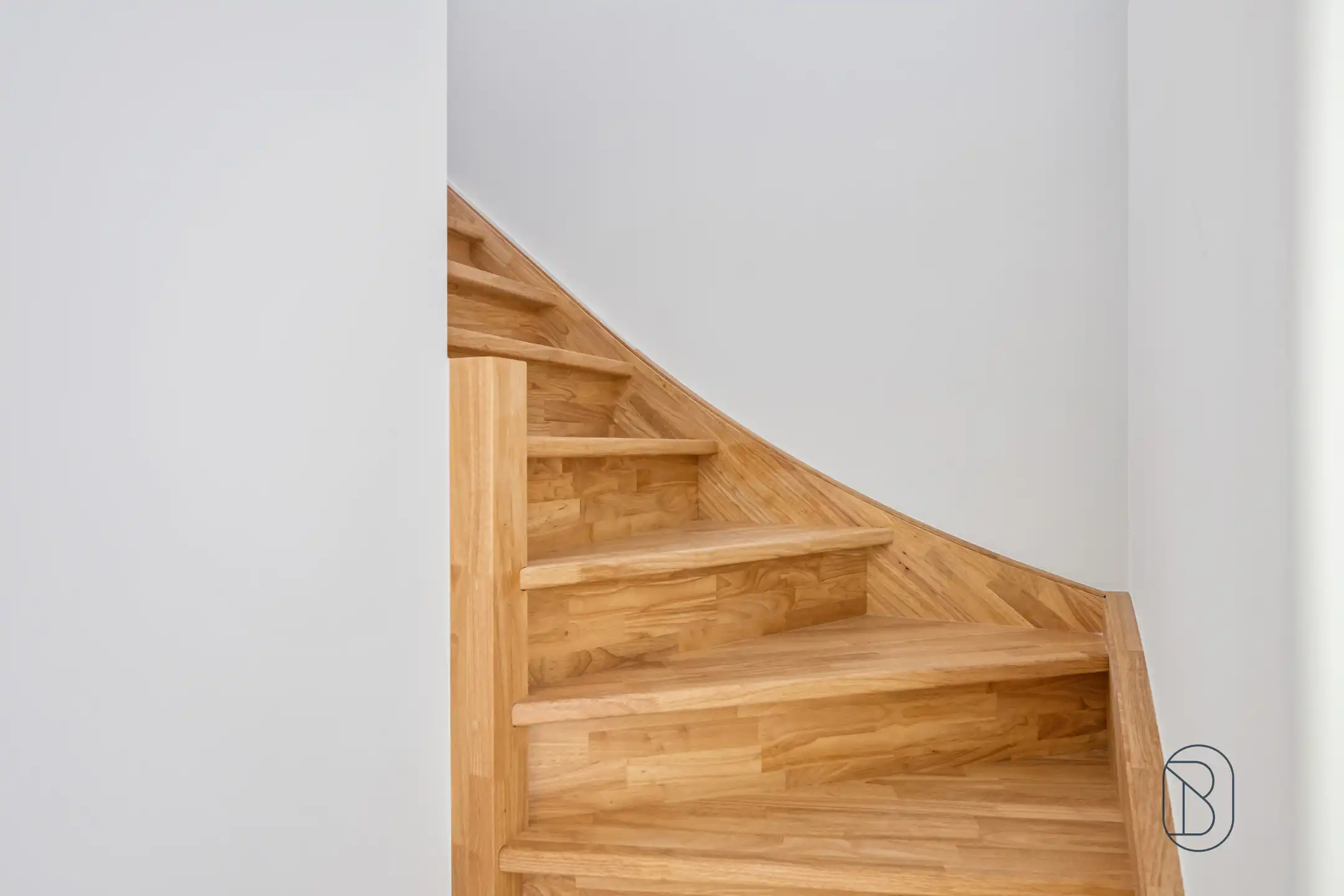 Kwalitatief afgewerkte nieuwbouw met 3 slk, E-peil 0. foto 11