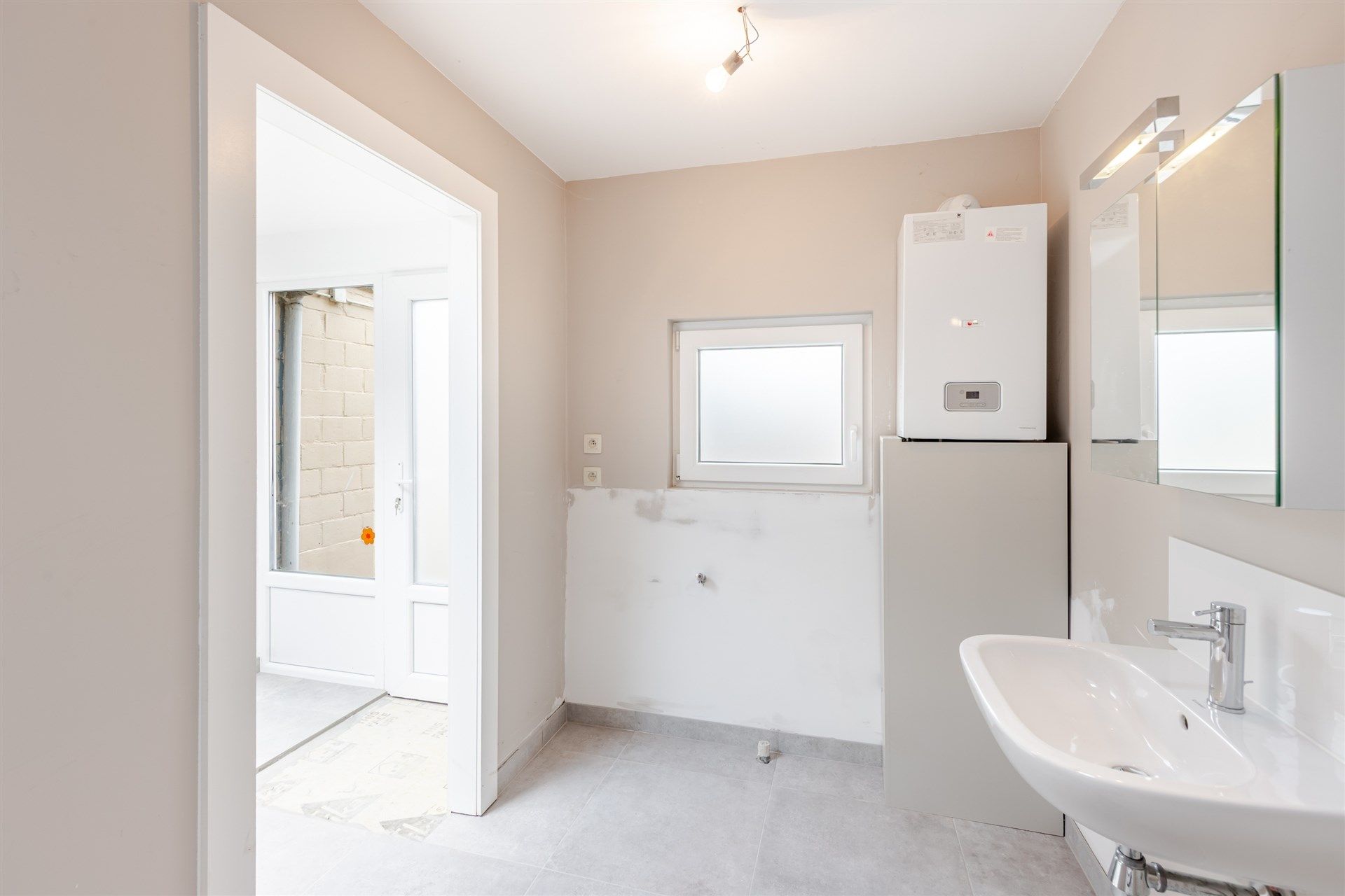 Leuke instapklare rijwoning op een rustige ligging in Wetteren foto 12