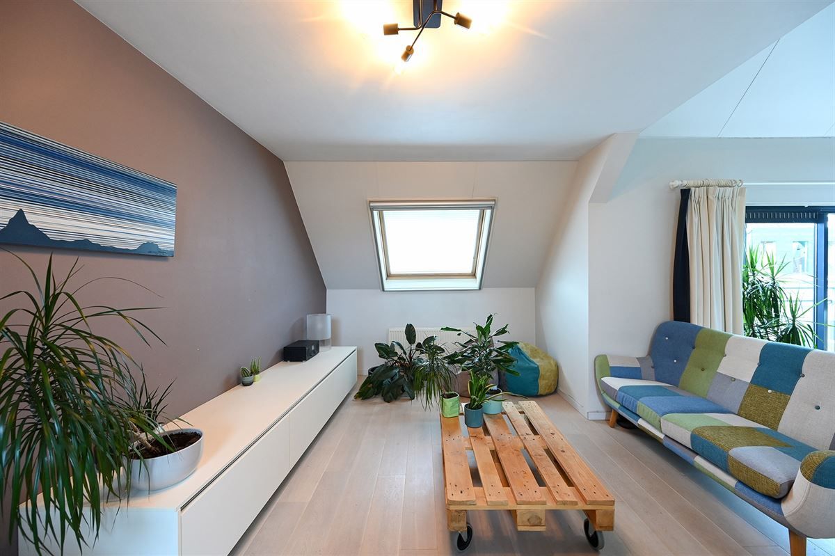 Prachtig duplex-appartement met 2 slaapkamers en garage foto 8