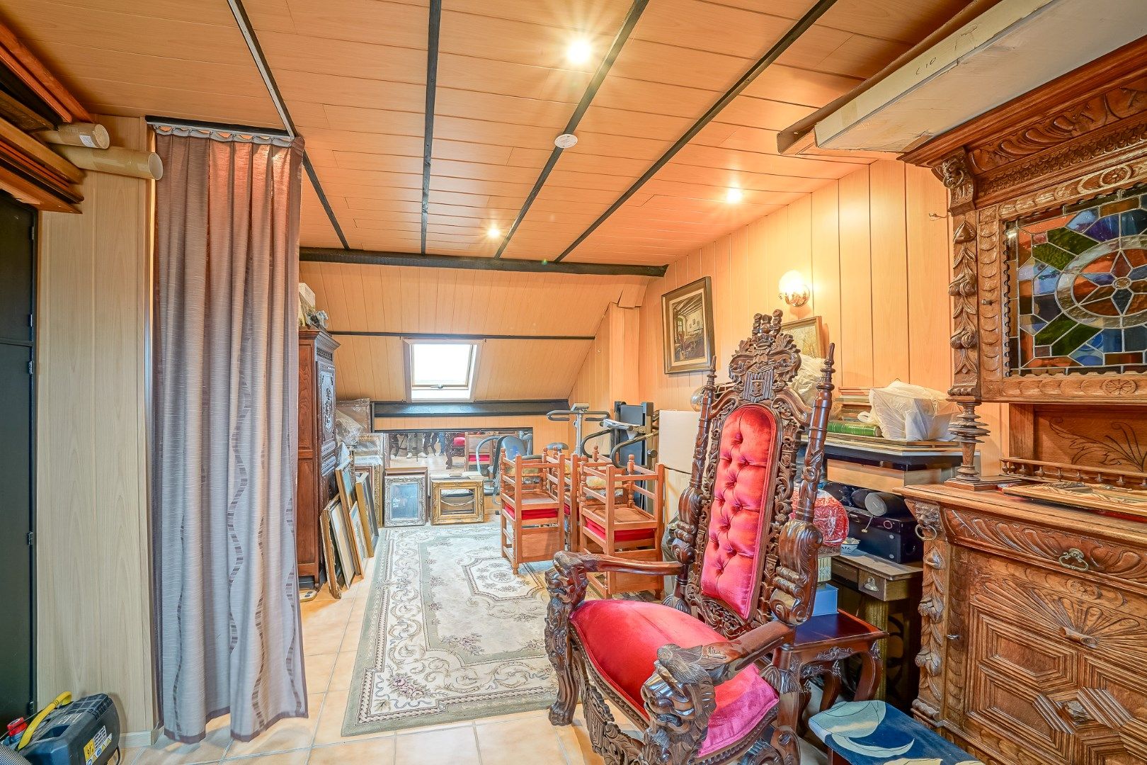 Ruime woning met 3 slaapkamers langs de vaart foto 12