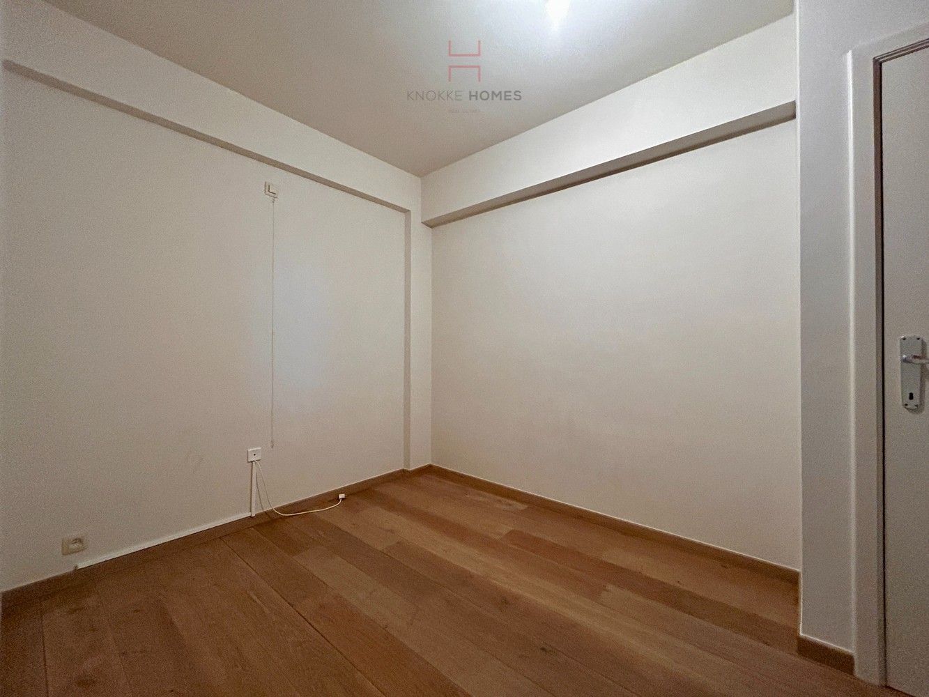 Ruim 3 slaapkamer-appartement met frontaal zeezicht foto 8
