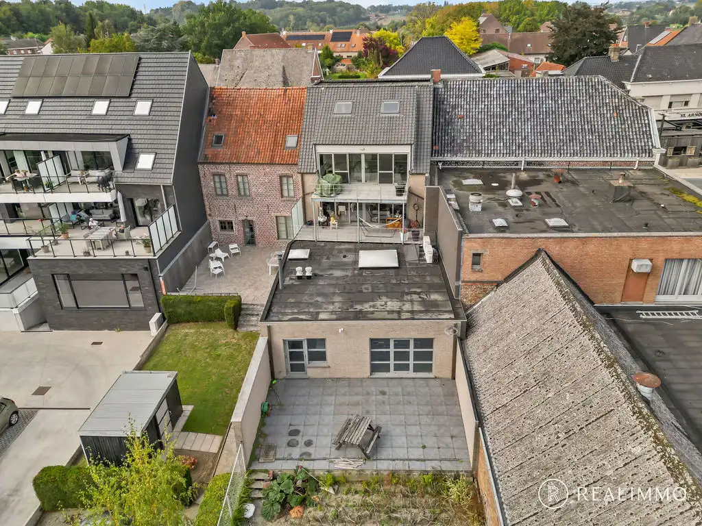 Handelspand te koop in centrum Tiegem foto 3