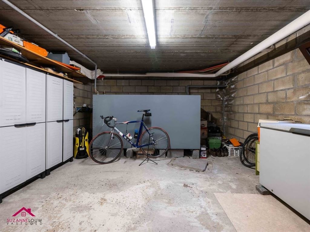 Charmante vrijstaande woning met garage foto 42