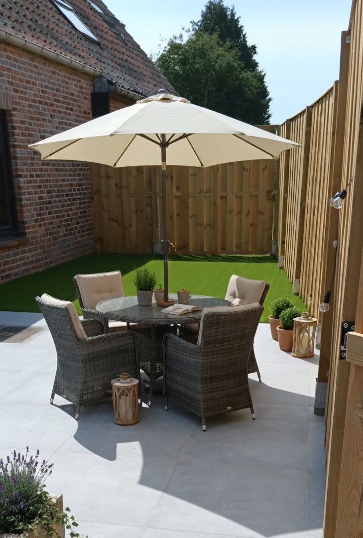 PRACHTIG GERENOVEERDE RIJWONING MET 2 SLPKS EN DUBBELE GARAGE foto 12