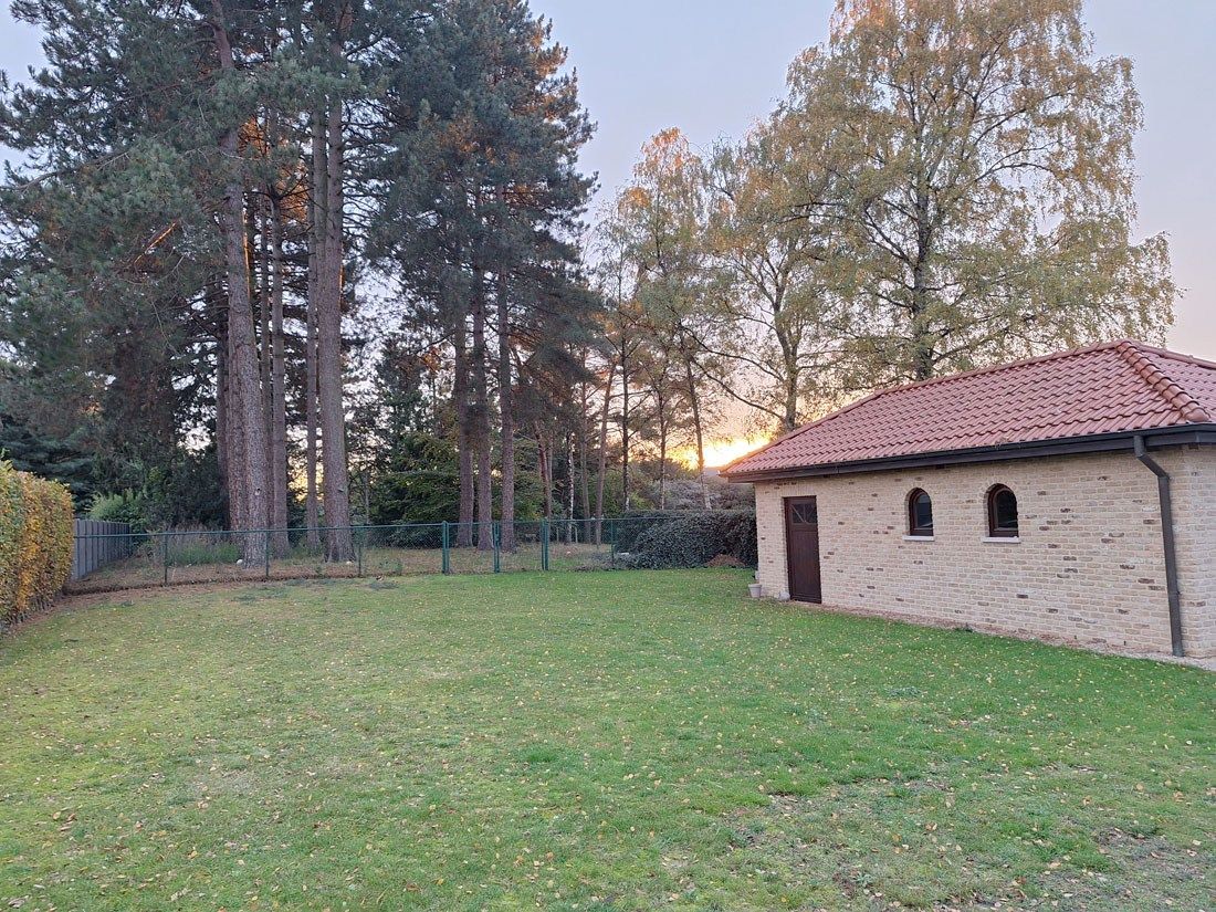 Spaans landhuis te Zonhoven met voldoende groen foto 22
