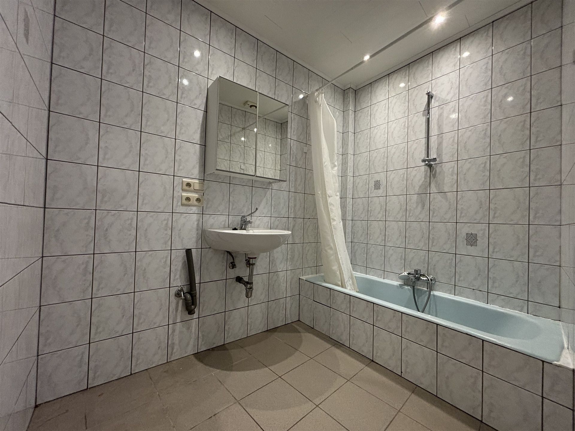 Gelijkvloers appartement met 2 slaapkamers en 2 terrassen foto 8