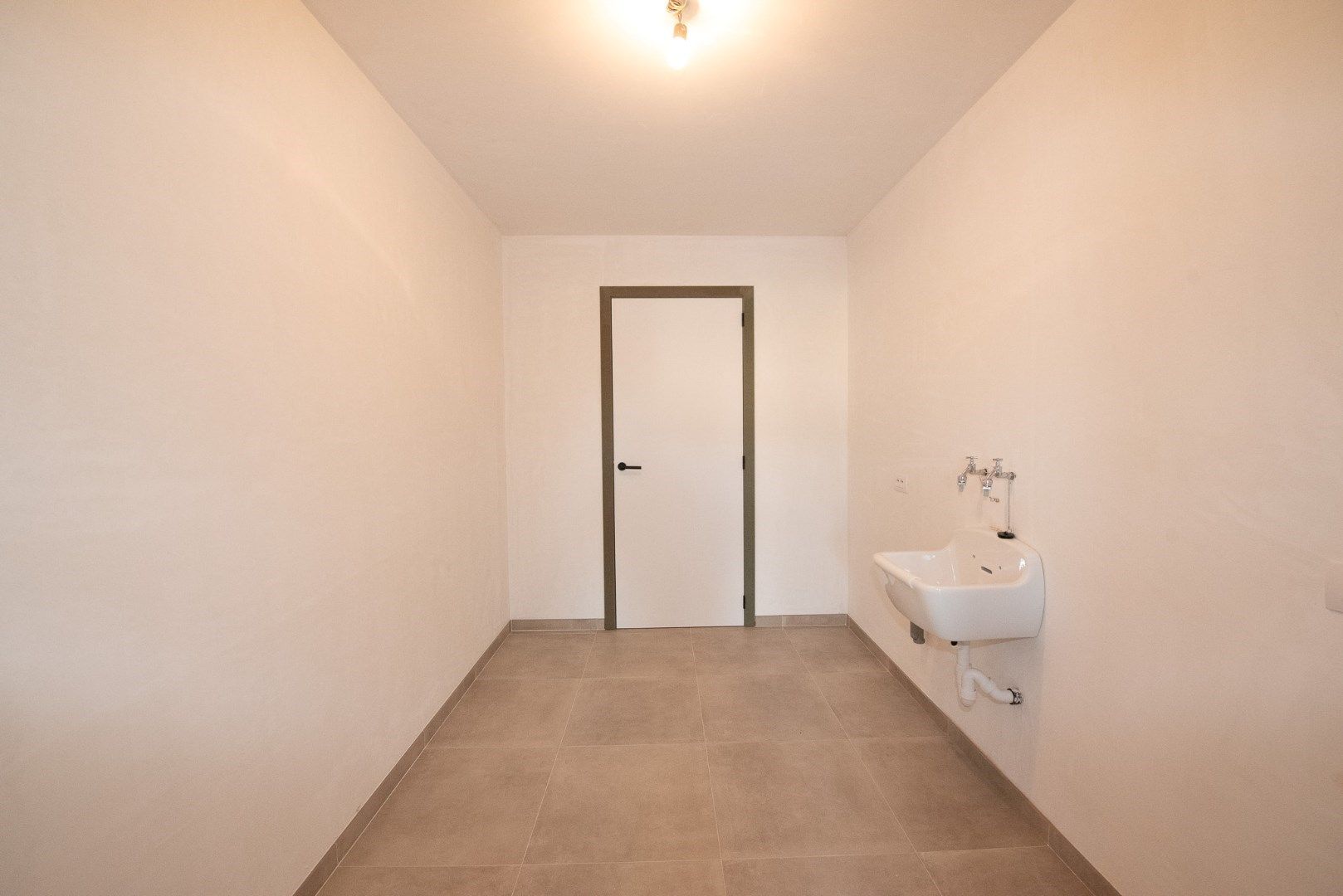 Knappe NIEUWBOUW woning met 3 slaapkamers en leuke tuin op topligging te koop te Olsene!  foto 10