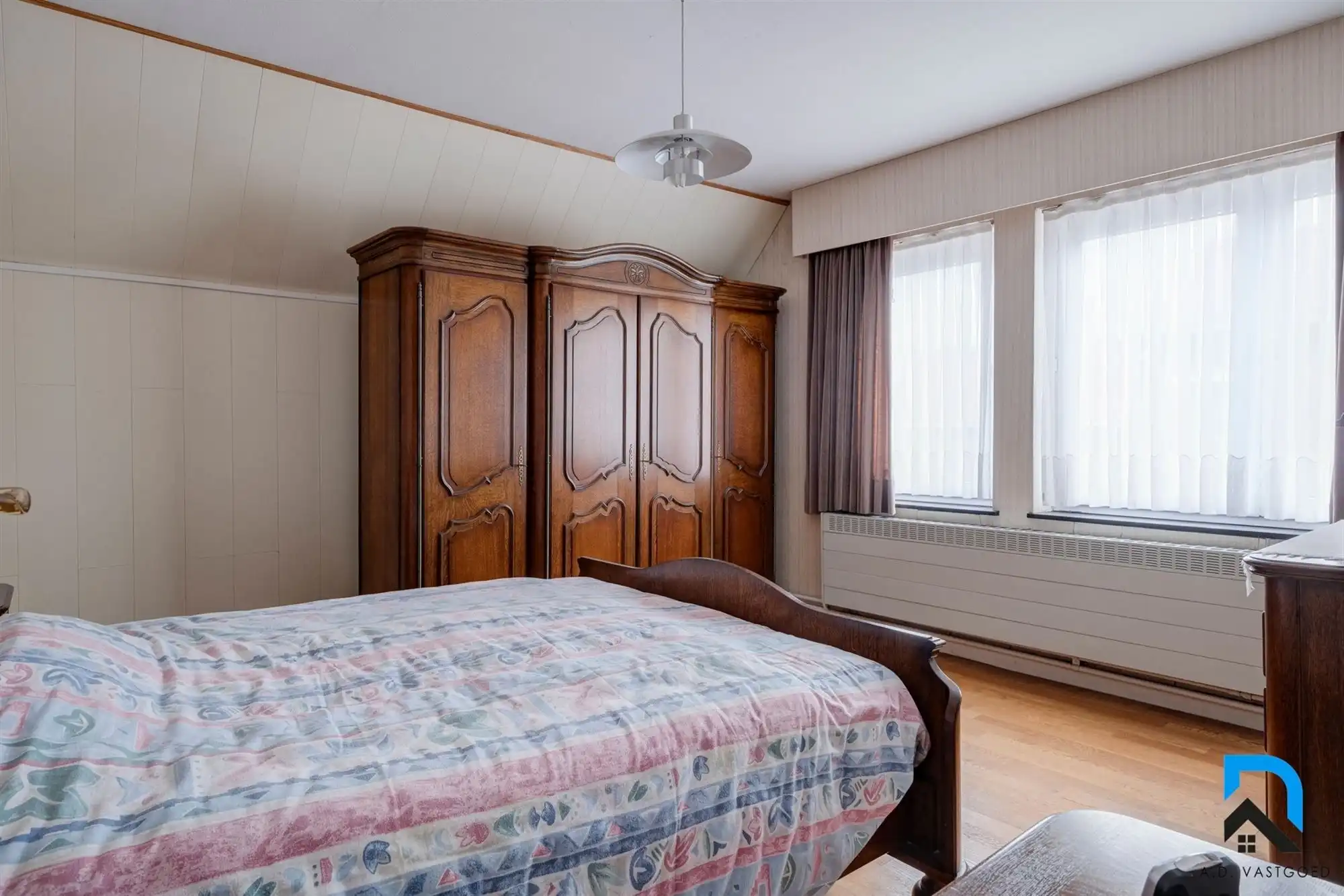 Mooie woning met grote tuin foto 14