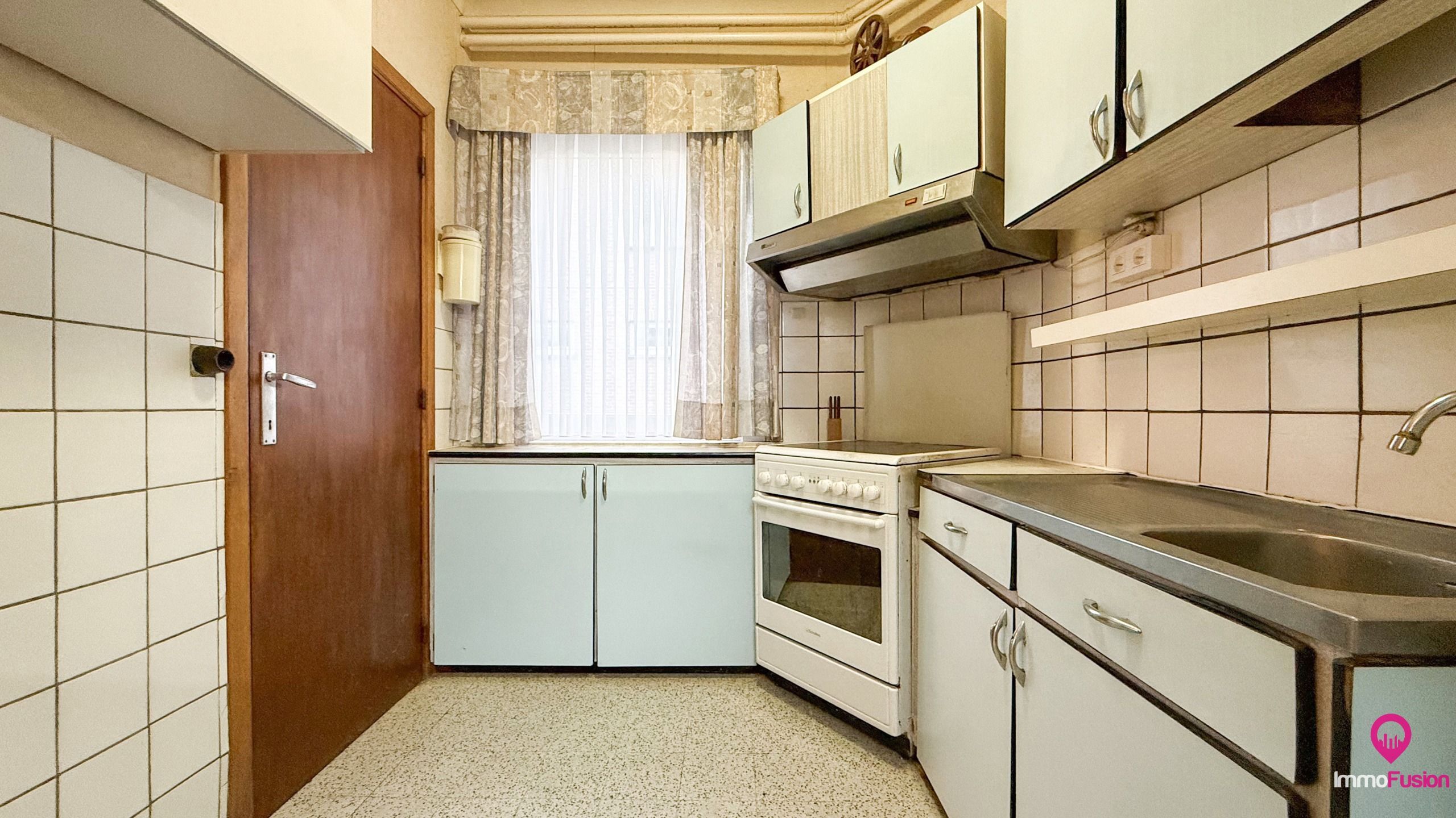 Bungalow met grote werkplaats en weide op 42 are in Alken foto 18