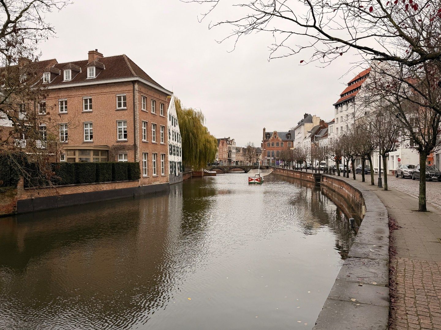 Ruim appartement te huur met 2 slaapkamers op een TOPlocatie te Lier! foto 21
