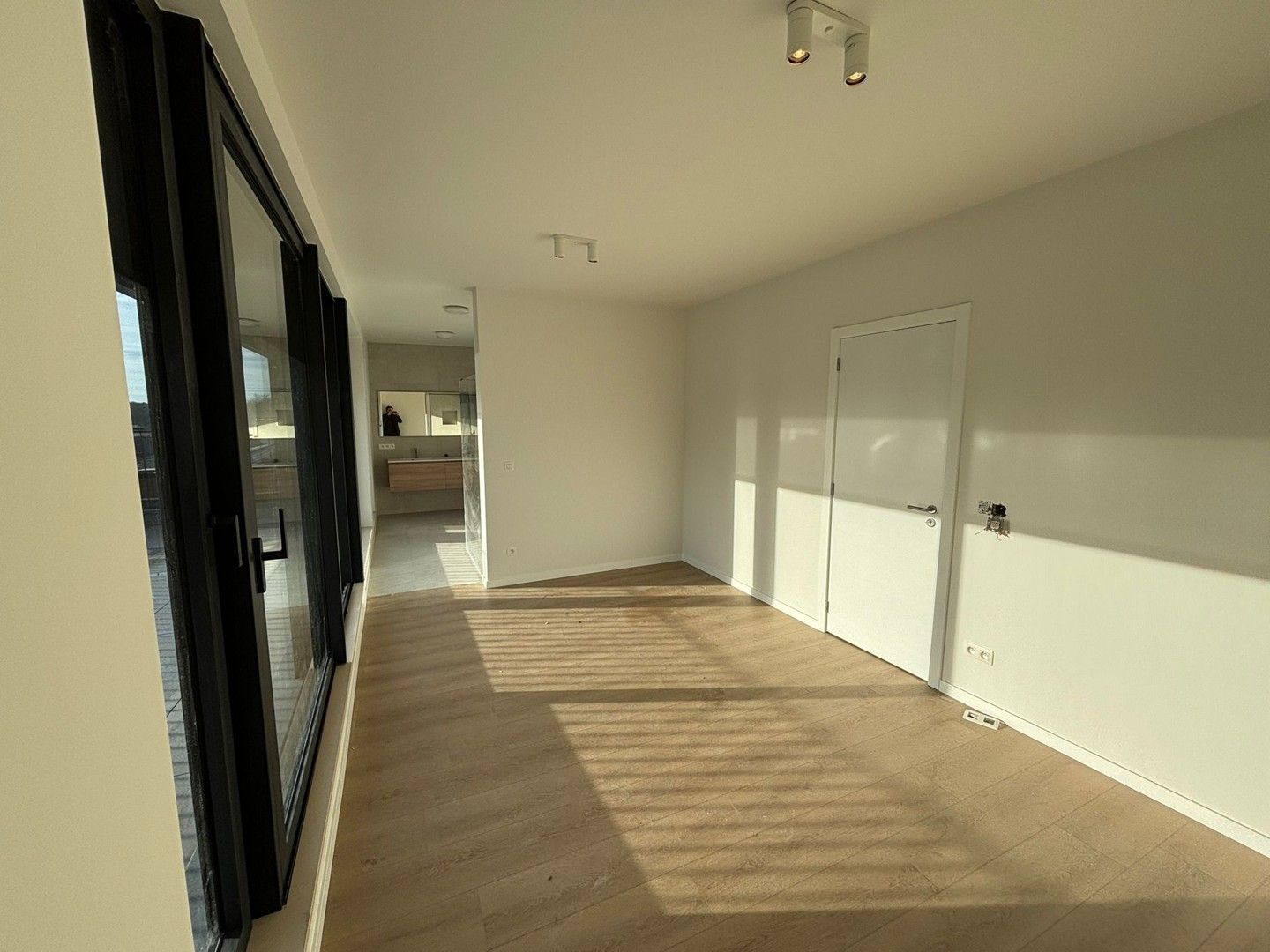 PENTHOUSE MET TWEE RUIME TERRASSEN foto 6