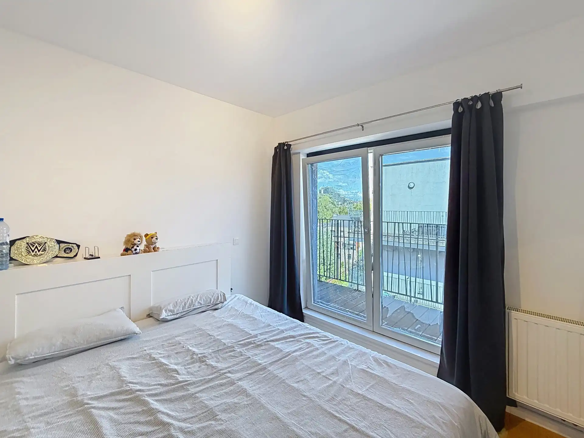 Nieuw appartement met 3 slaapkamers en parkeerplaats ! foto 6