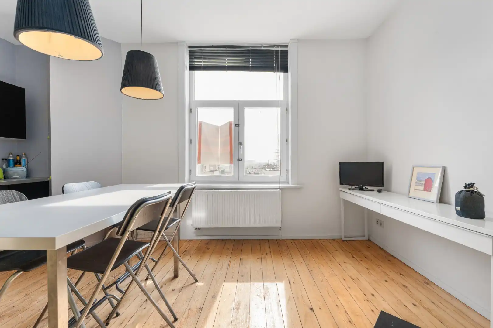 1-slaapkamerappartement met ruime berging  foto {{pictureIndex}}