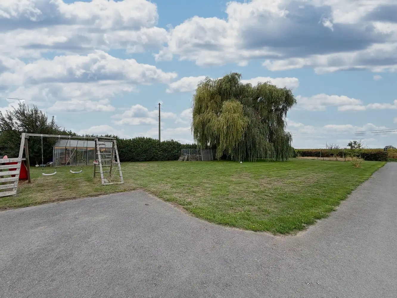 Unieke gezinswoning  op 1608m² met landelijk verzicht foto 21