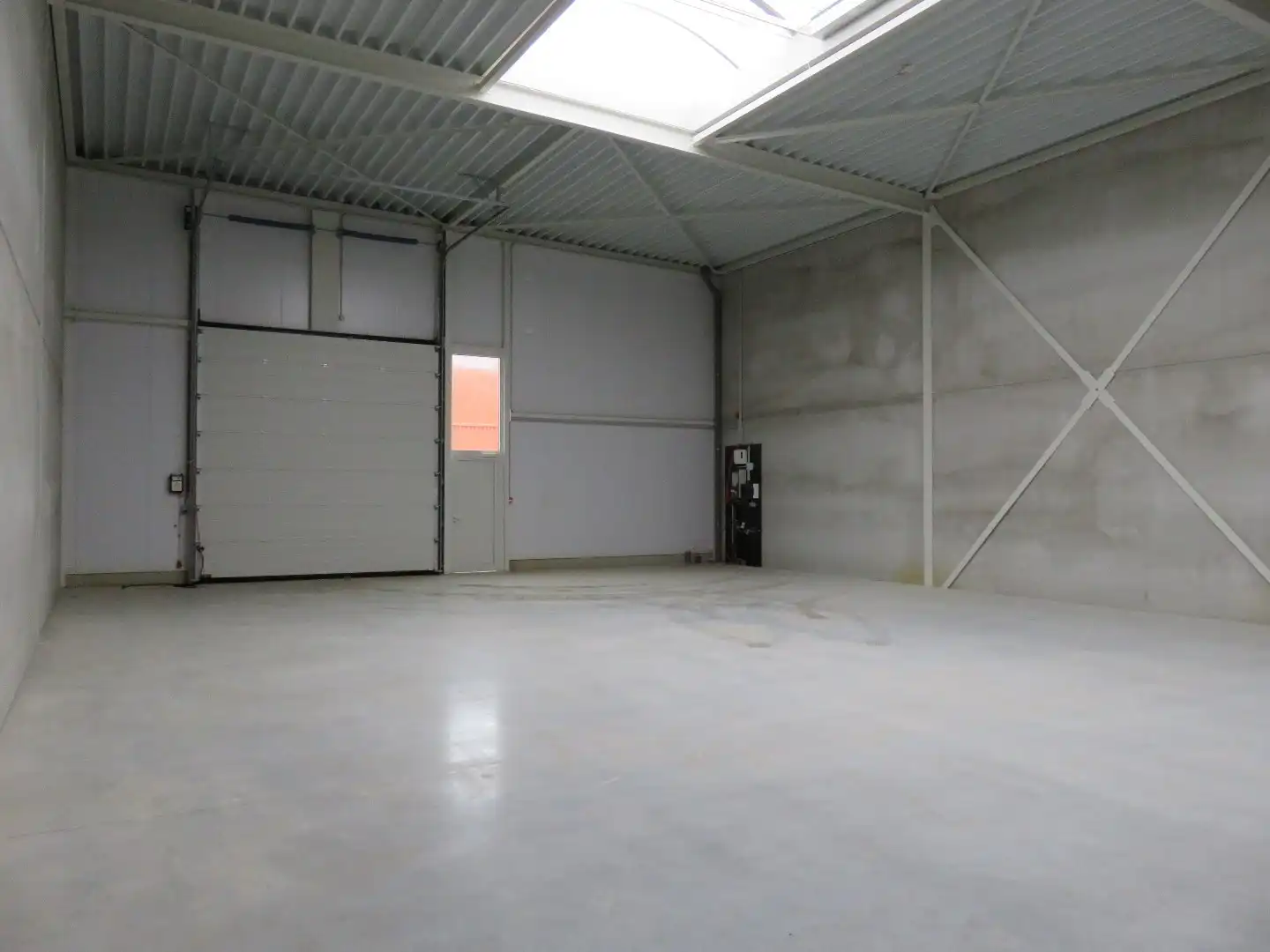 KMO-unit op strategische locatie - VERKOOP ONDER REGISTRATIERECHTEN!! foto 2