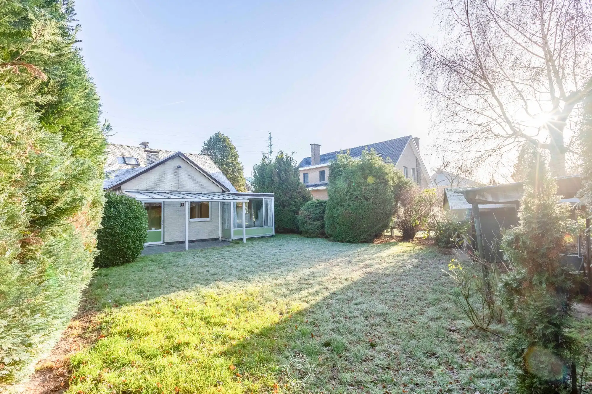 Woning met renovatiepotentieel op gunstige locatie foto 2