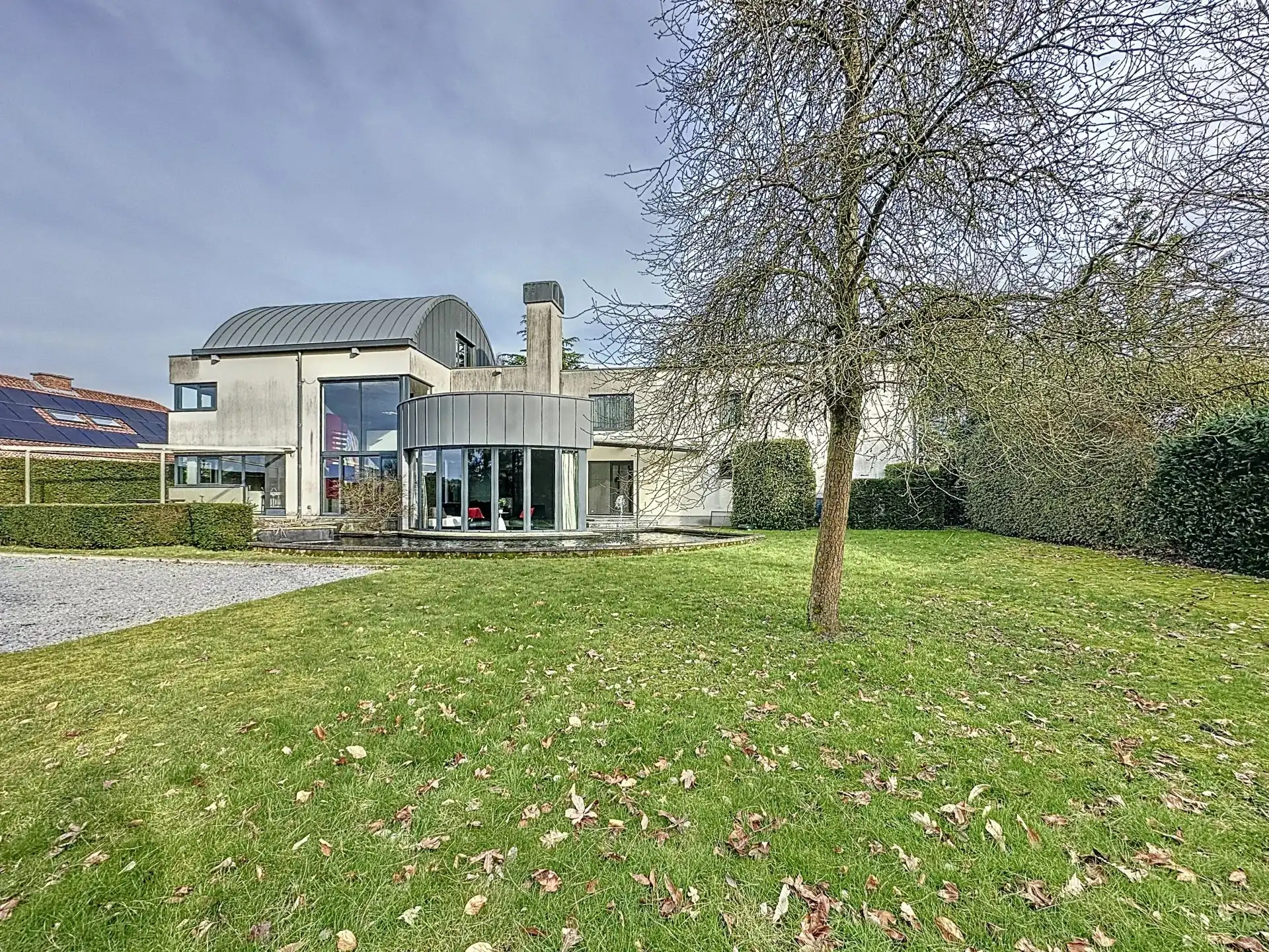 Unieke moderne woning met een dubbele bestemming op een perceel van 29a24ca. foto 67