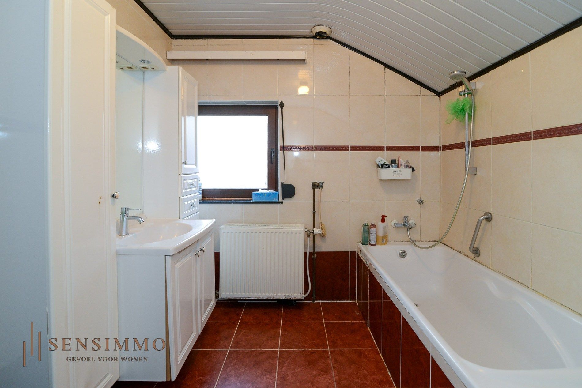 Ruime vrijstaande woning met 4 slaapkamers op 6a66 perceel te Boxbergheide Genk foto 14