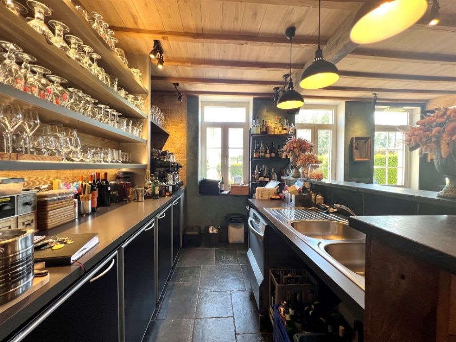 Charmant ingericht landhuis met restaurant te koop foto 13