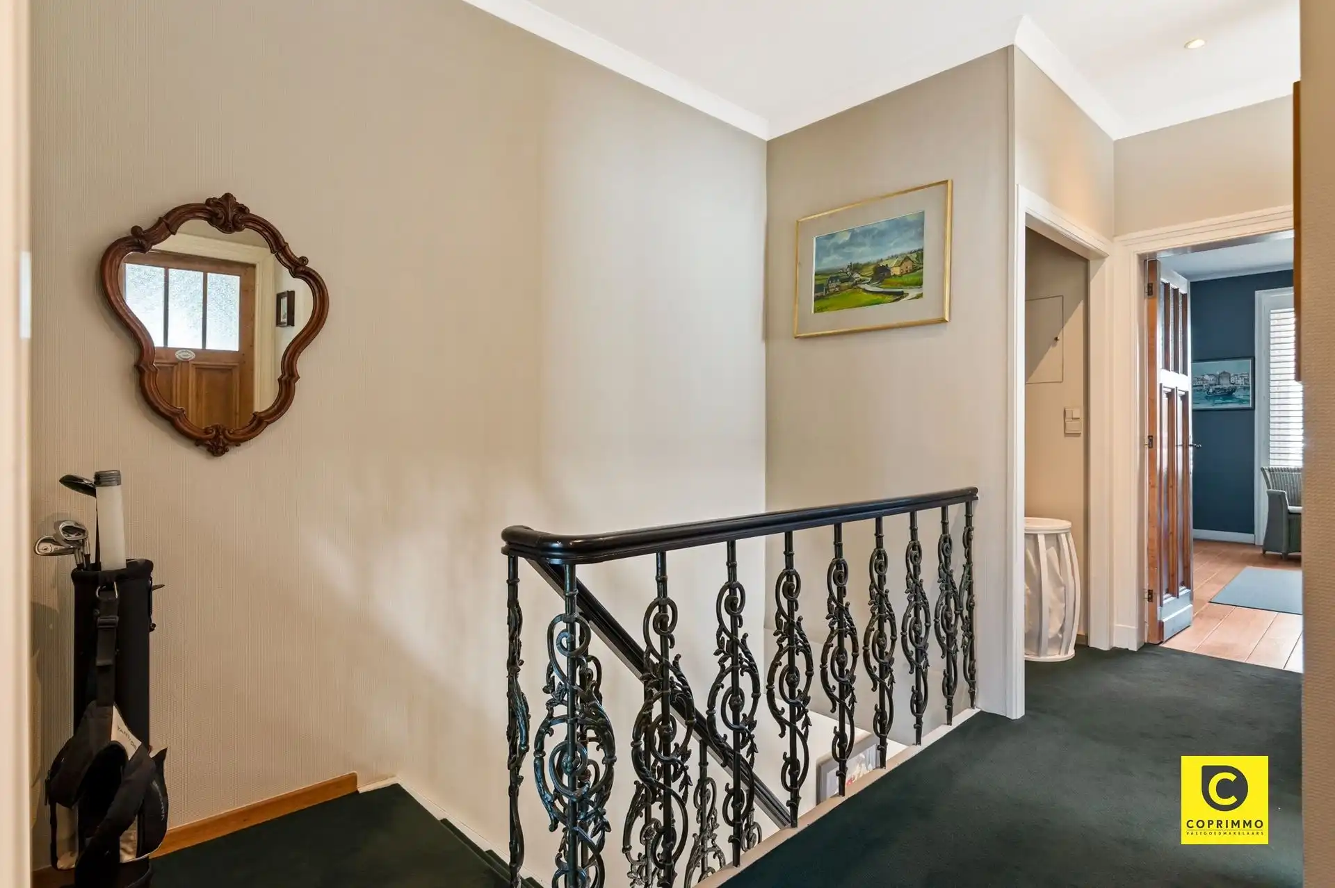 Karaktervolle woning te koop in hartje Edegem foto 14