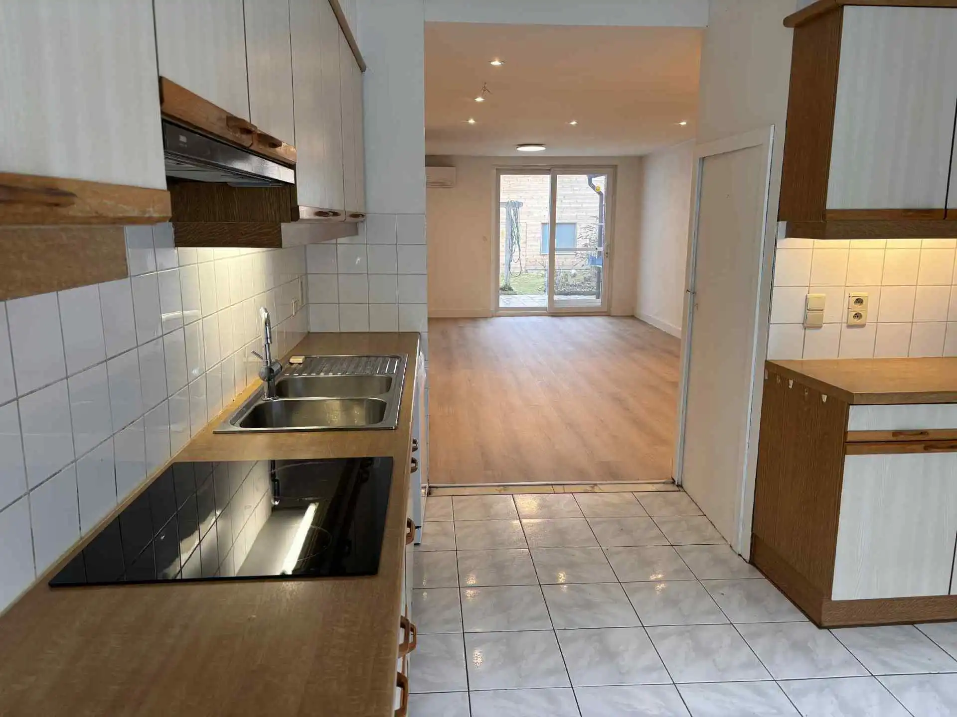 WETTEREN - Gezellige rijwoning in het centrum foto 6