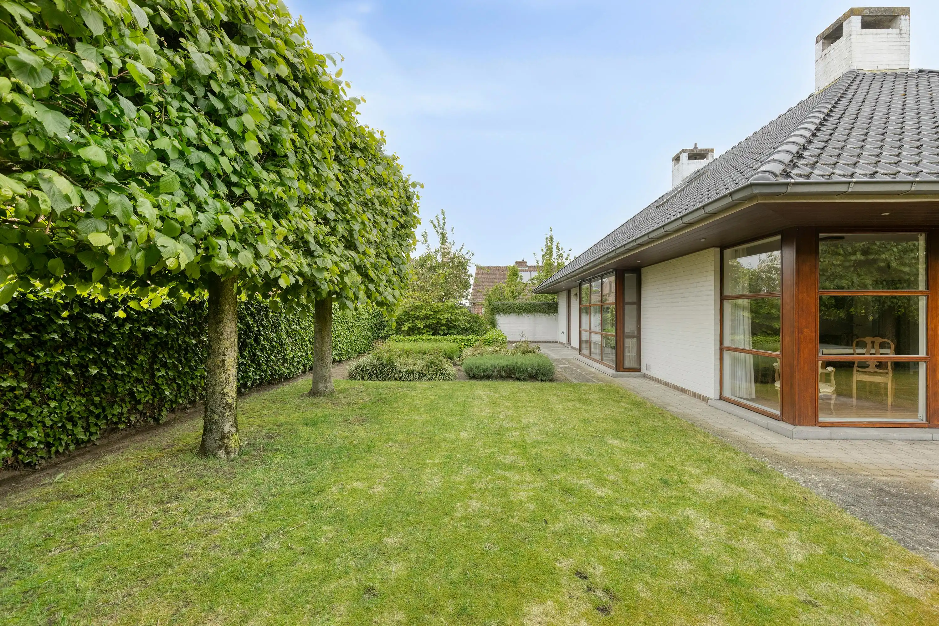 Deze ruime villa op een perceel van 636 m² in Oostrozebeke. foto 13