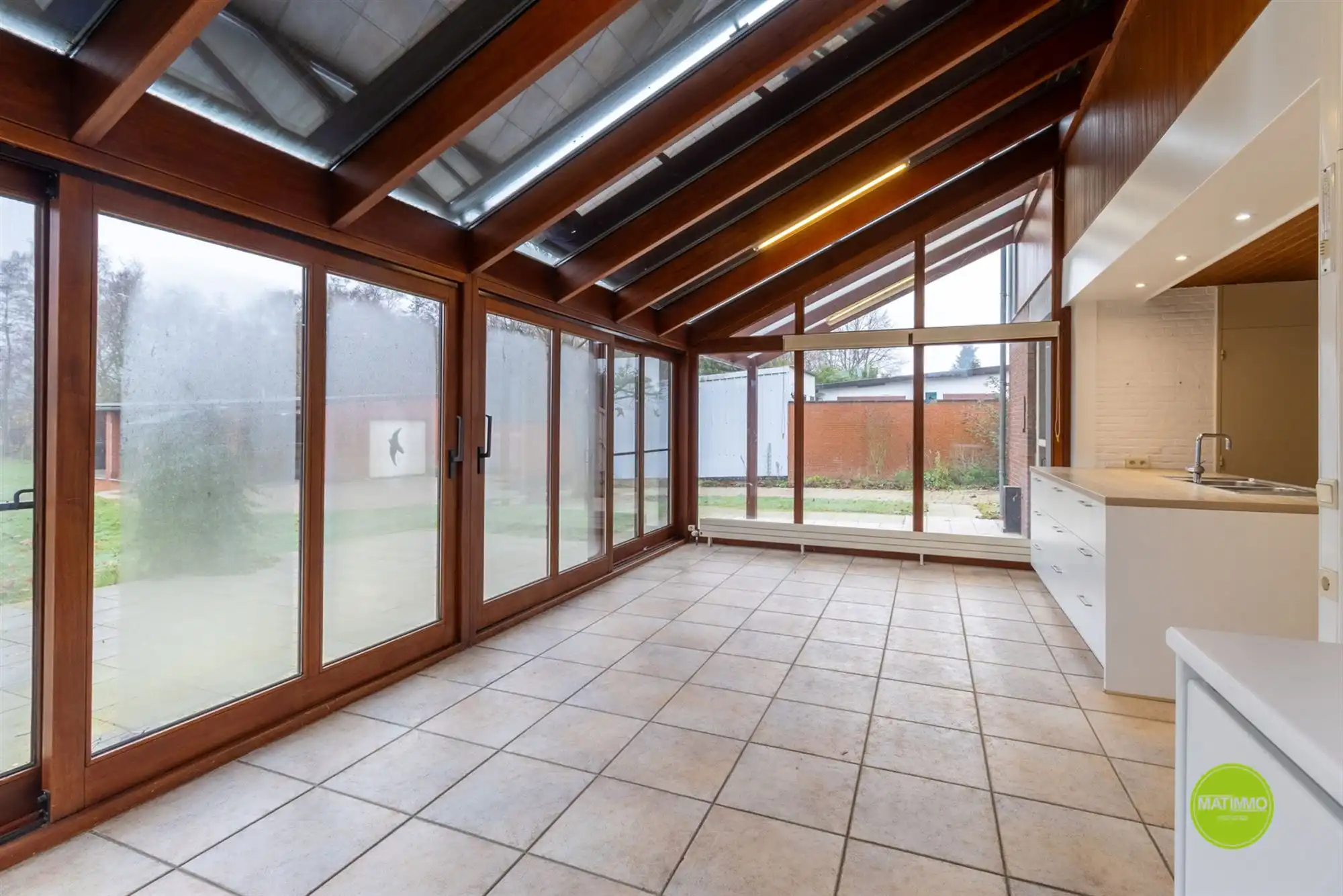 Open bebouwing op royaal perceel met vrij uitzicht foto 6